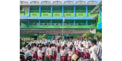 Kegiatan Upacara Bendera